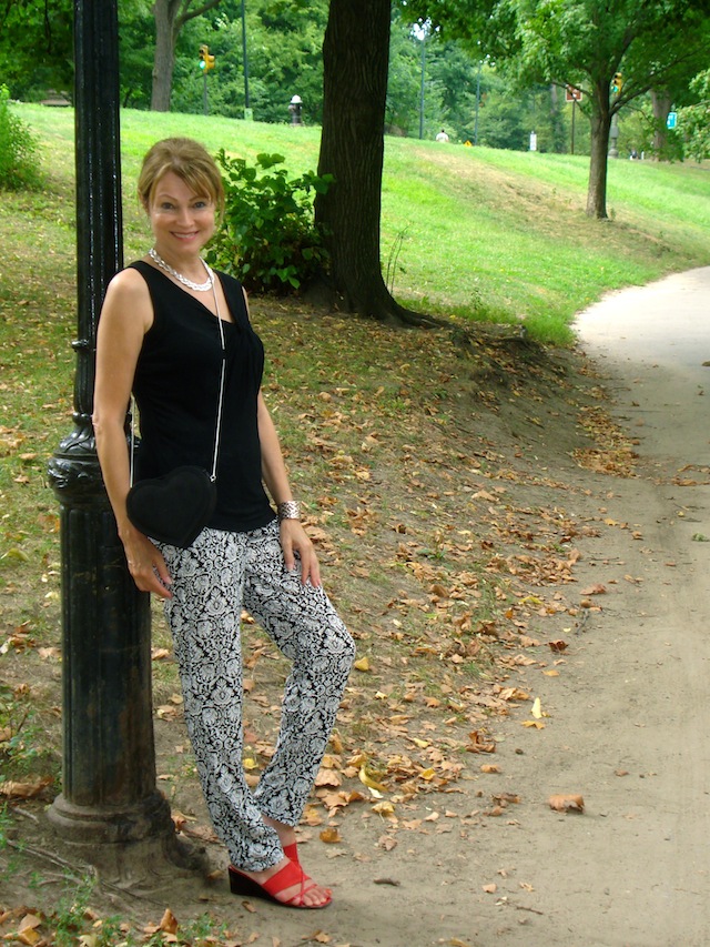 pants with black top
